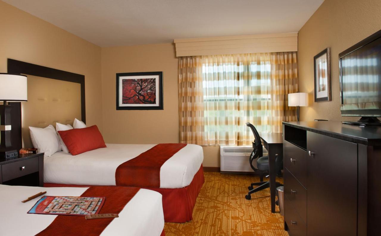 Branson Hillside Hotel Esterno foto